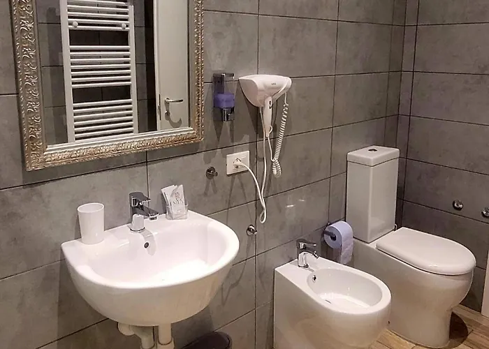 Al Binario Guest house